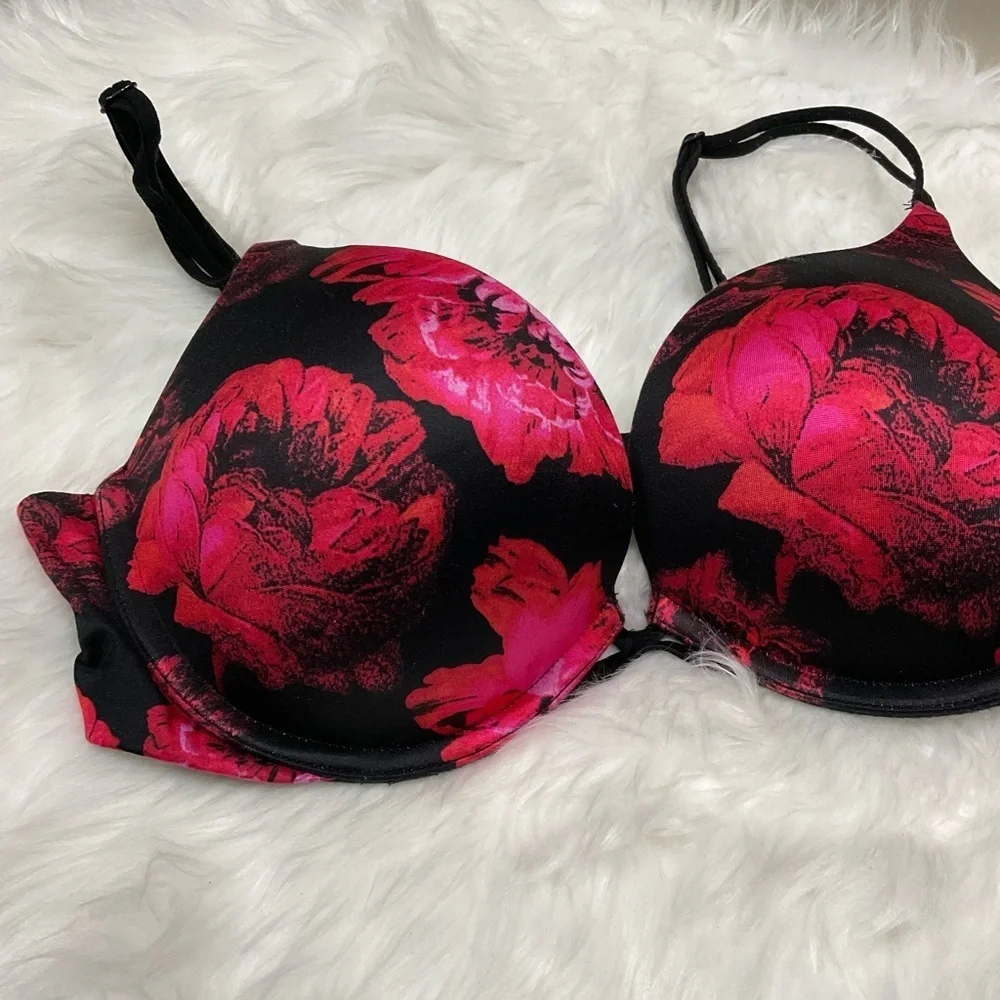 Very Sexy Victorias Secret Floral Black and Red Bra Set